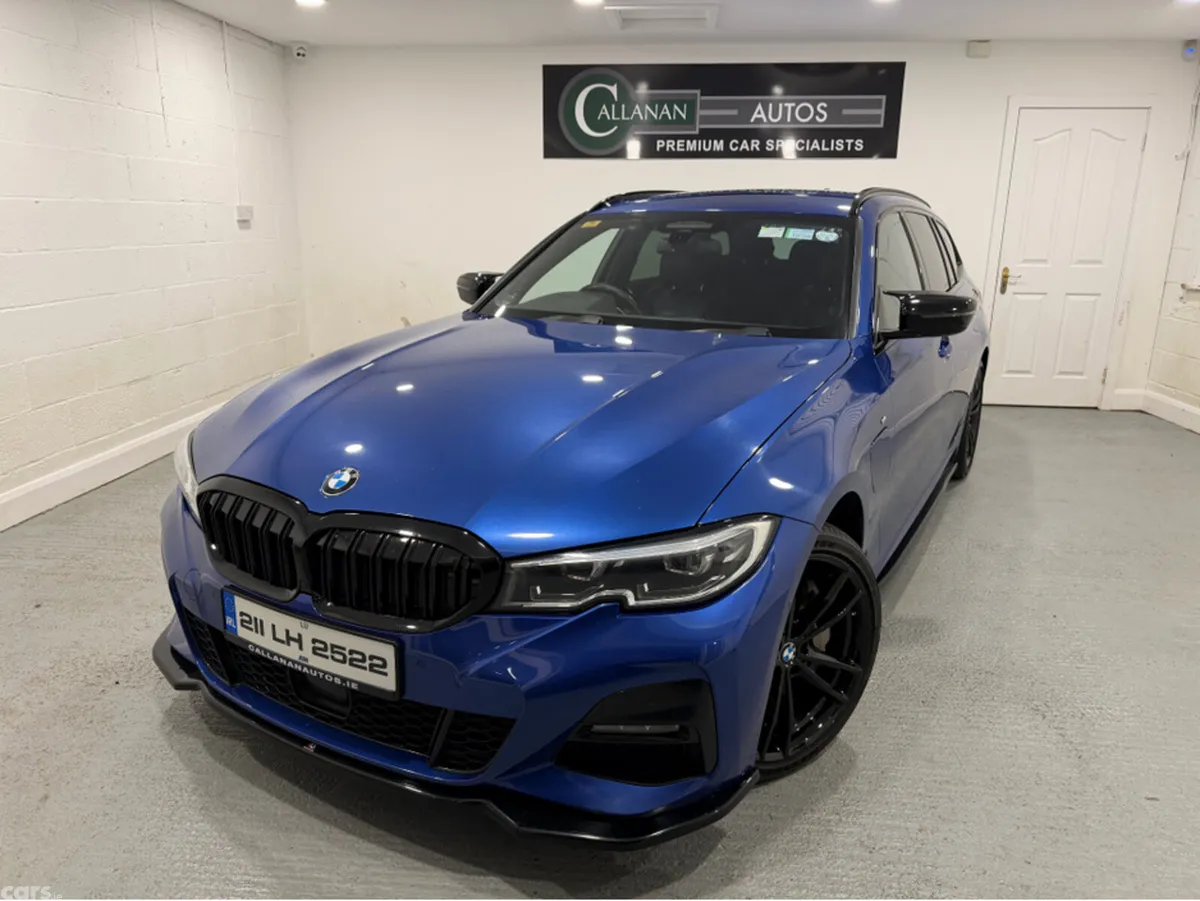 BMW 3-Series Estate, Petrol Plug-in Hybrid, 2021, Blue