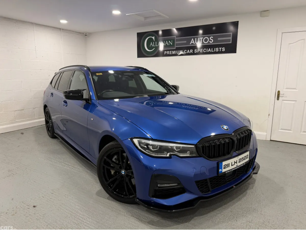 BMW 3-Series Estate, Petrol Plug-in Hybrid, 2021, Blue