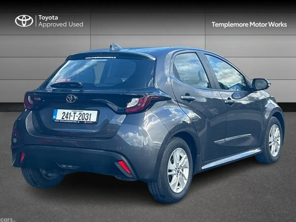 Toyota Yaris Hatchback, Petrol, 2024, Grey