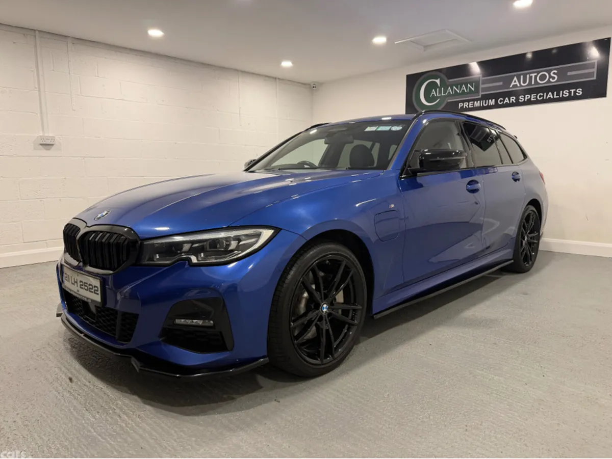 BMW 3-Series Estate, Petrol Plug-in Hybrid, 2021, Blue