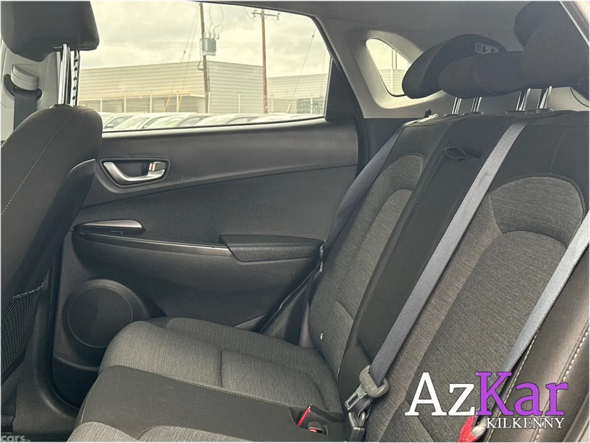 Hyundai KONA Hatchback, Electric, 2023, Black