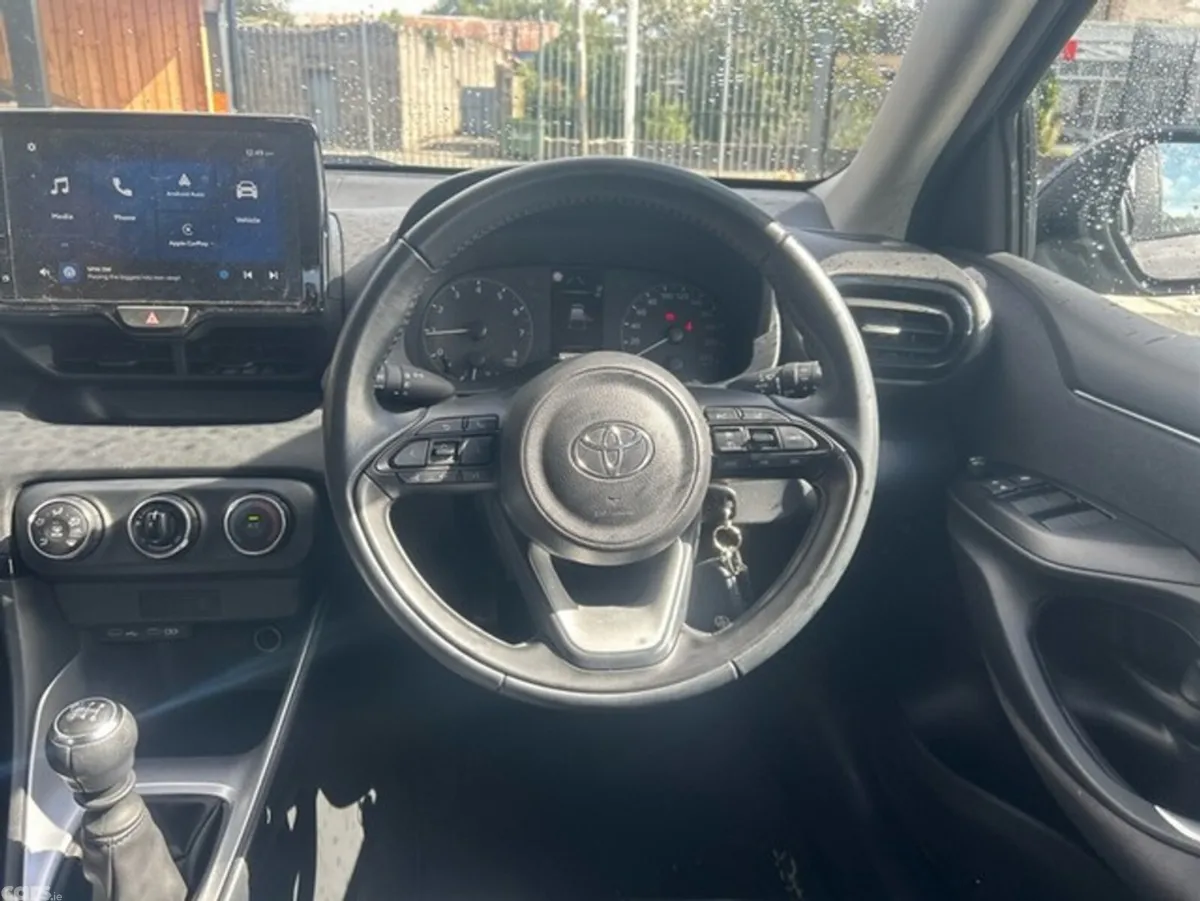 Toyota Yaris Hatchback, Petrol, 2024, Grey