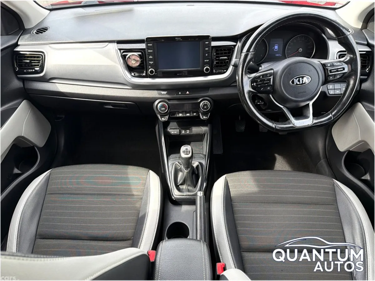 Kia Stonic SUV, Diesel, 2018, Red