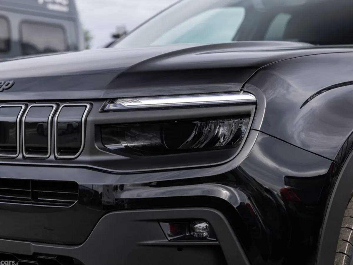 Jeep Avenger SUV, Petrol Hybrid, 2026, Black