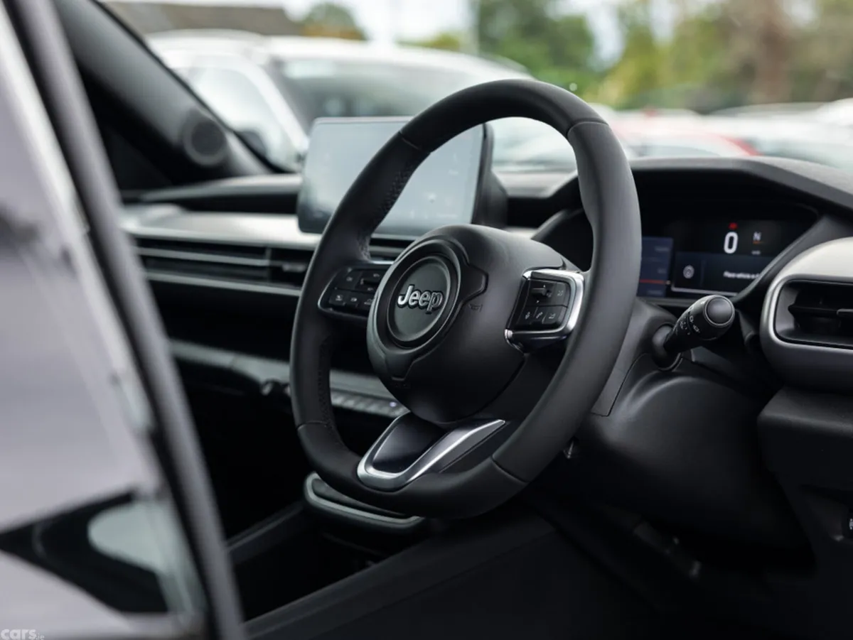 Jeep Avenger SUV, Petrol Hybrid, 2026, Black
