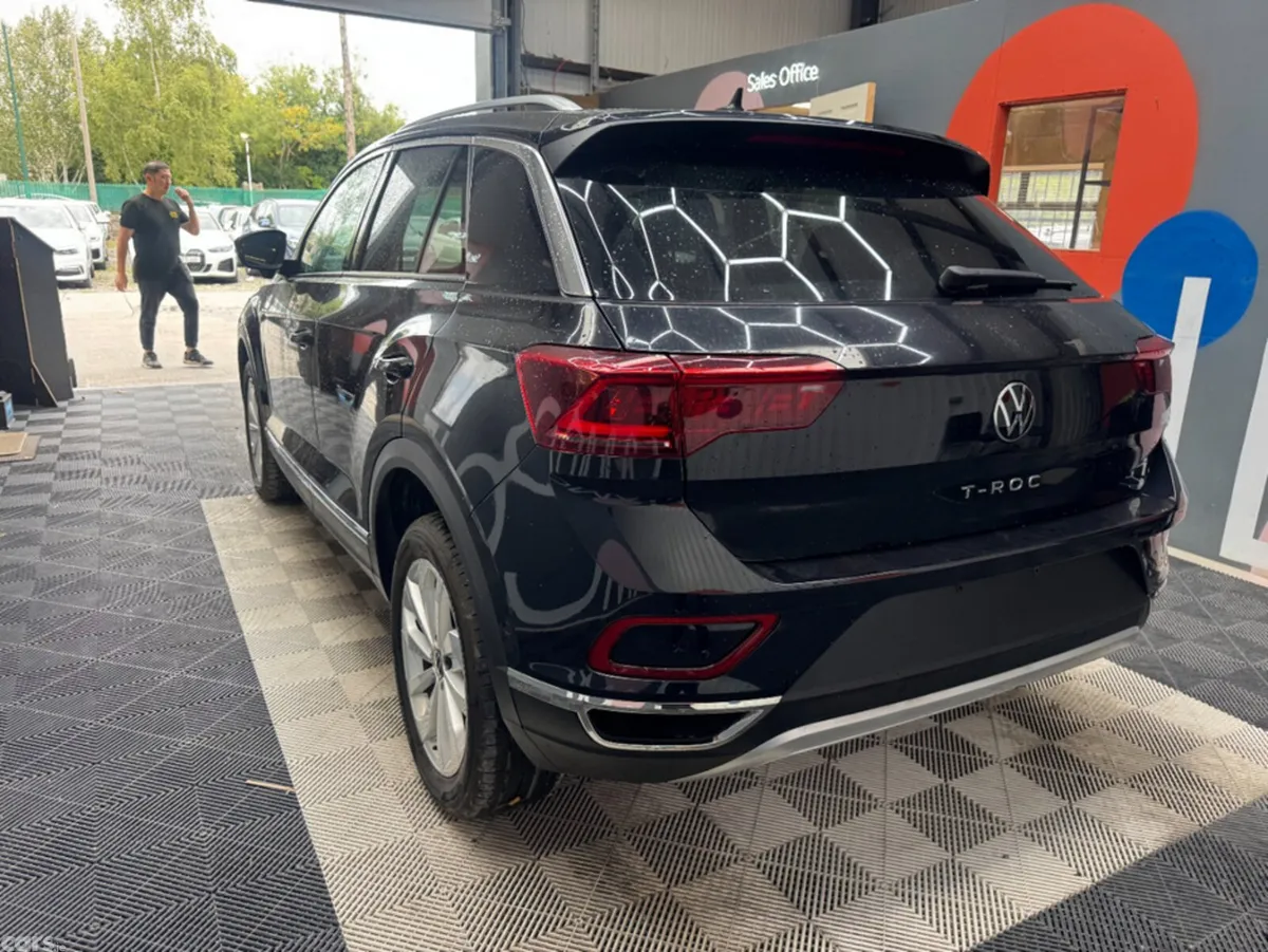 Volkswagen T-Roc SUV, Diesel, 2024, Black