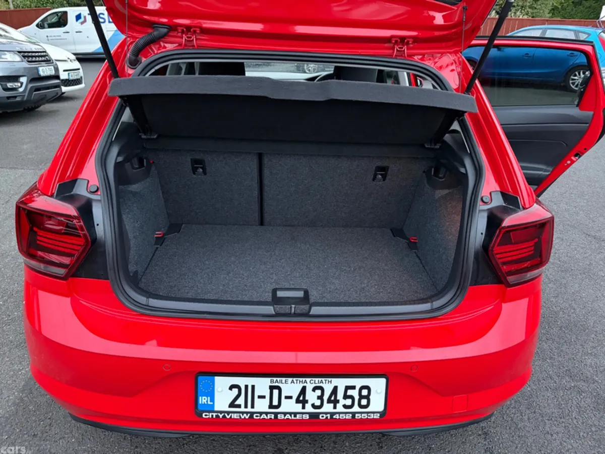 Volkswagen Polo Hatchback, Petrol, 2021, Red