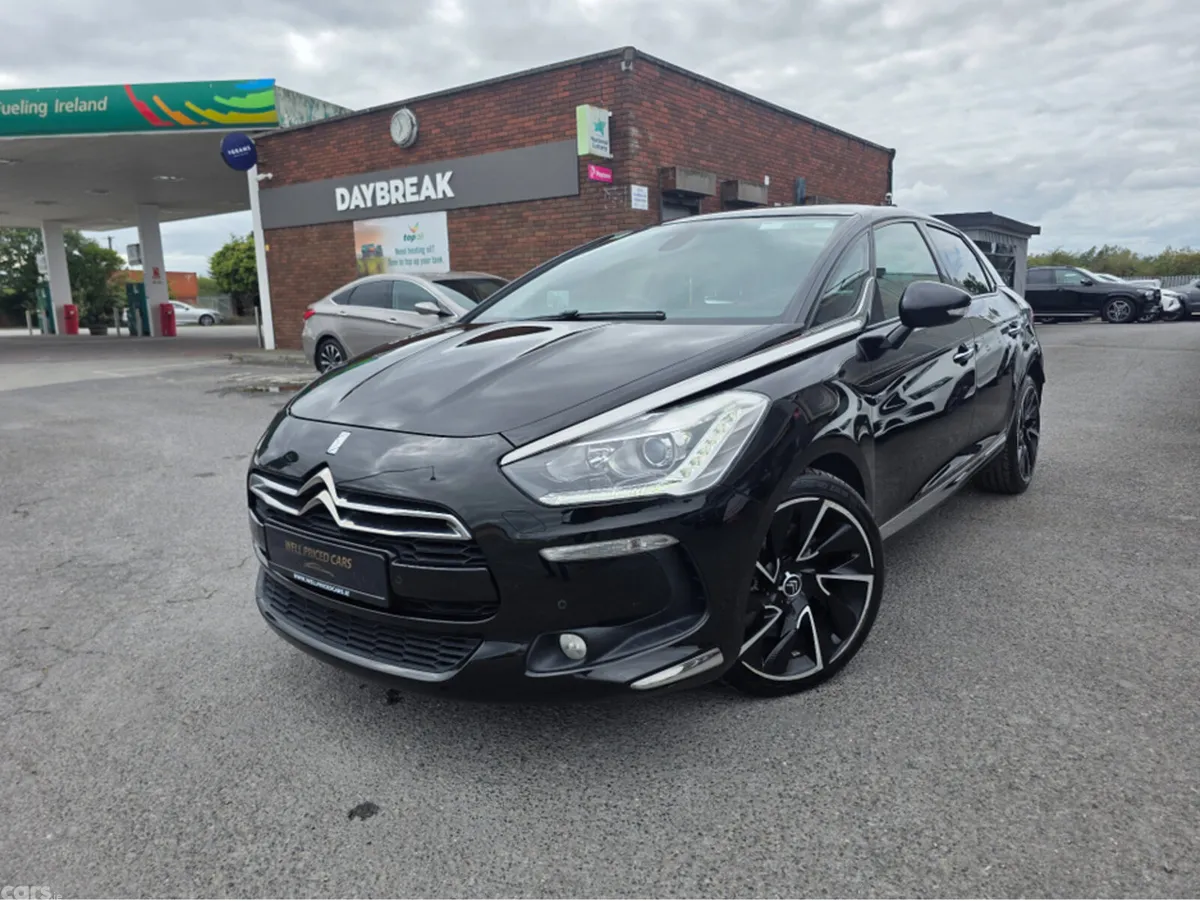 Citroen DS 5 Hatchback, Diesel, 2015, Black