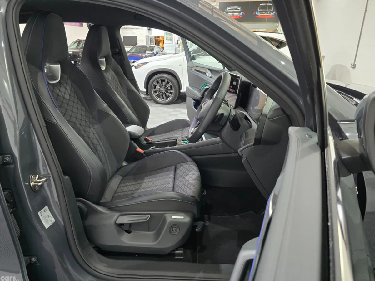 Volkswagen Tiguan SUV, Petrol Plug-in Hybrid, 2024, Grey