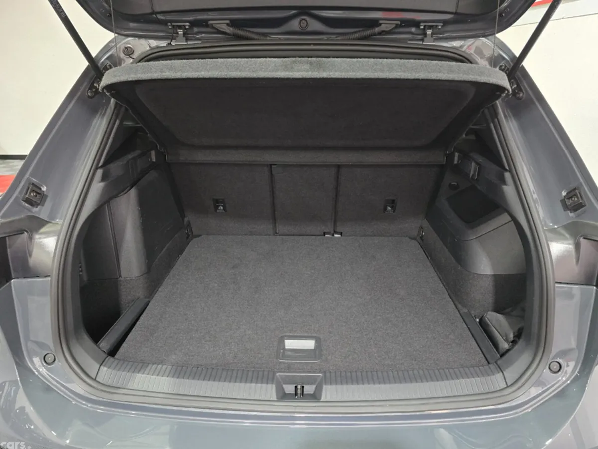 Volkswagen Tiguan SUV, Petrol Plug-in Hybrid, 2024, Grey