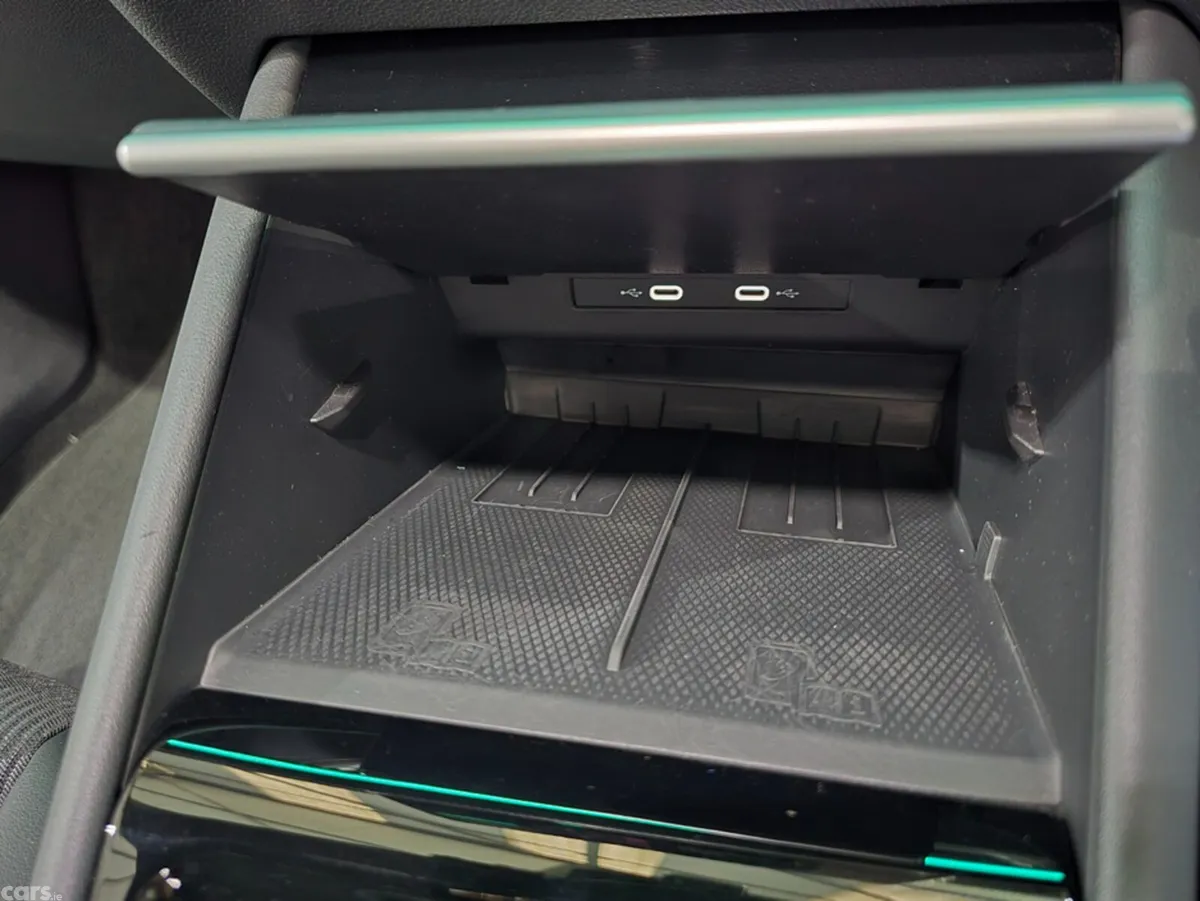 Volkswagen Tiguan SUV, Petrol Plug-in Hybrid, 2024, Grey