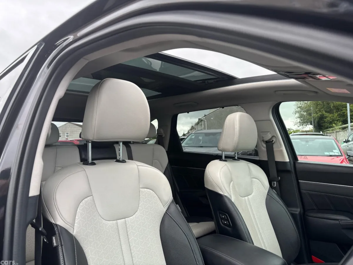 Kia Sorento MPV, Petrol Plug-in Hybrid, 2023, Black