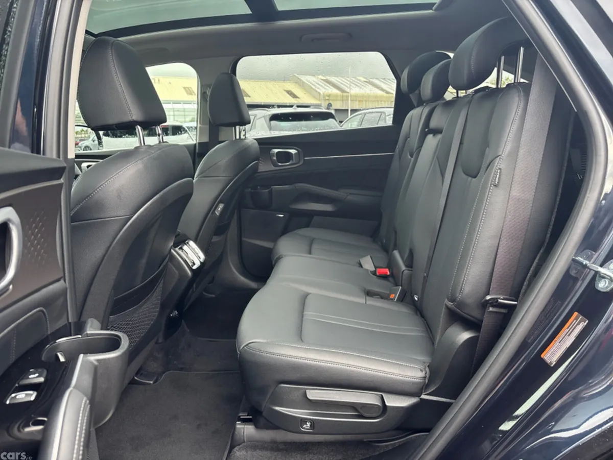 Kia Sorento MPV, Petrol Plug-in Hybrid, 2026, Blue