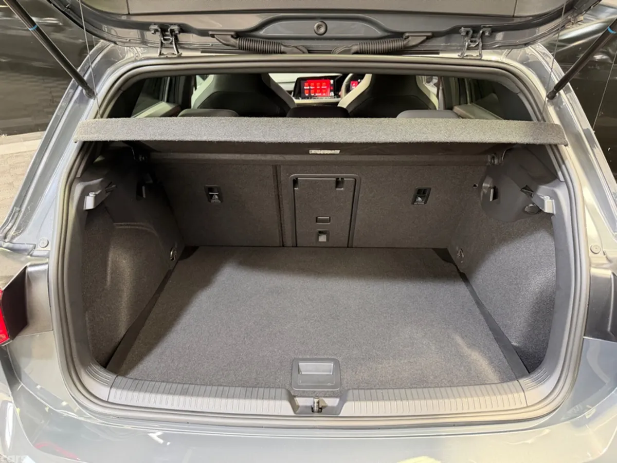 Volkswagen Golf Hatchback, Petrol, 2021, Grey