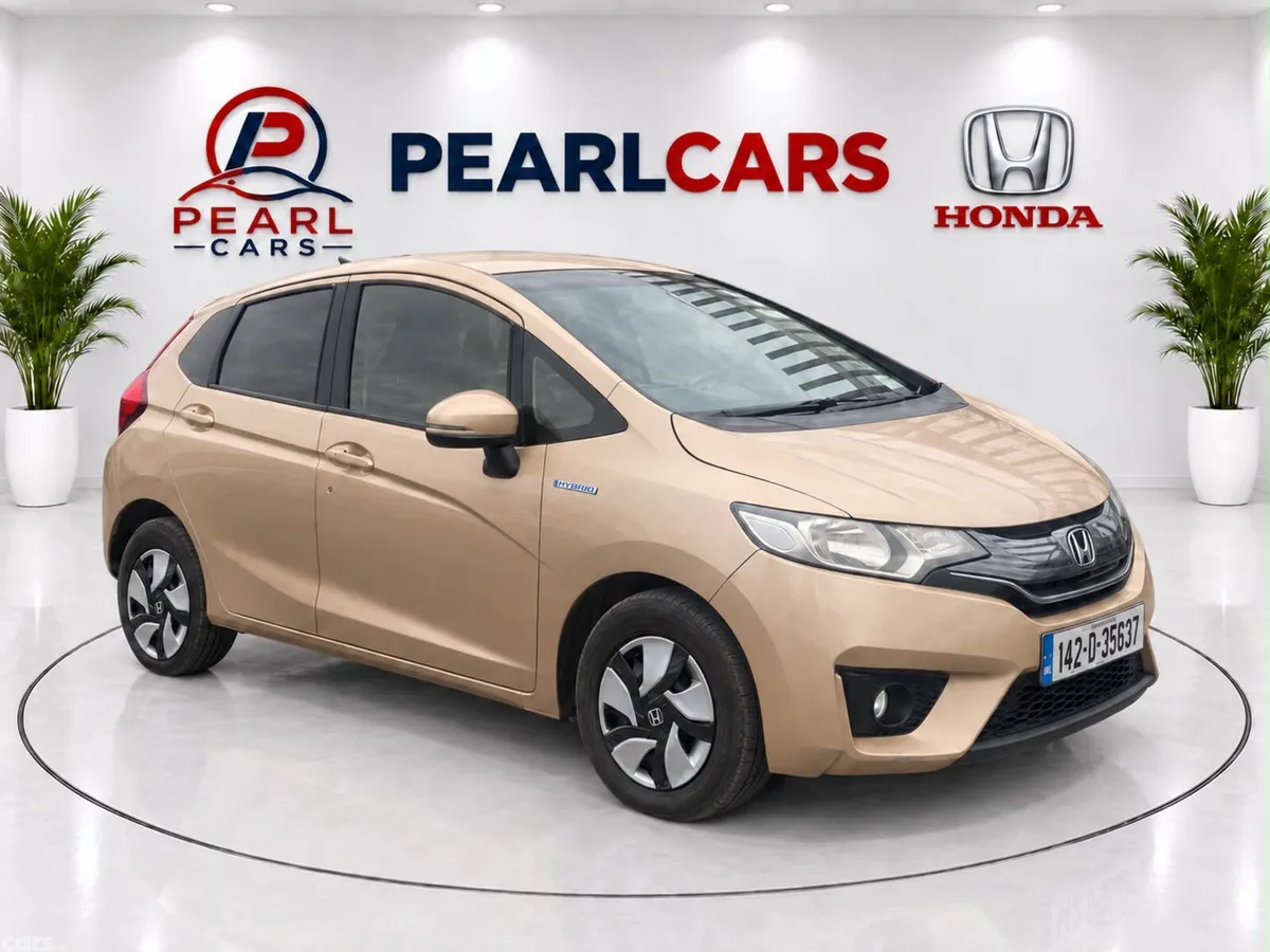 Honda Fit Hatchback, Petrol Hybrid, 2014, Gold