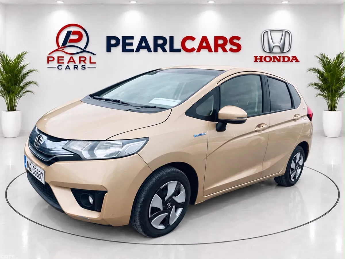 Honda Fit Hatchback, Petrol Hybrid, 2014, Gold