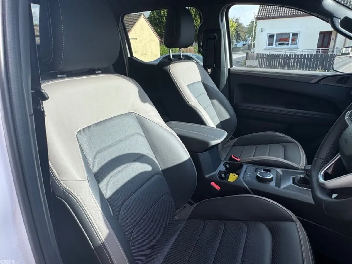 Volkswagen Amarok Pick Up, Diesel, 2025, White