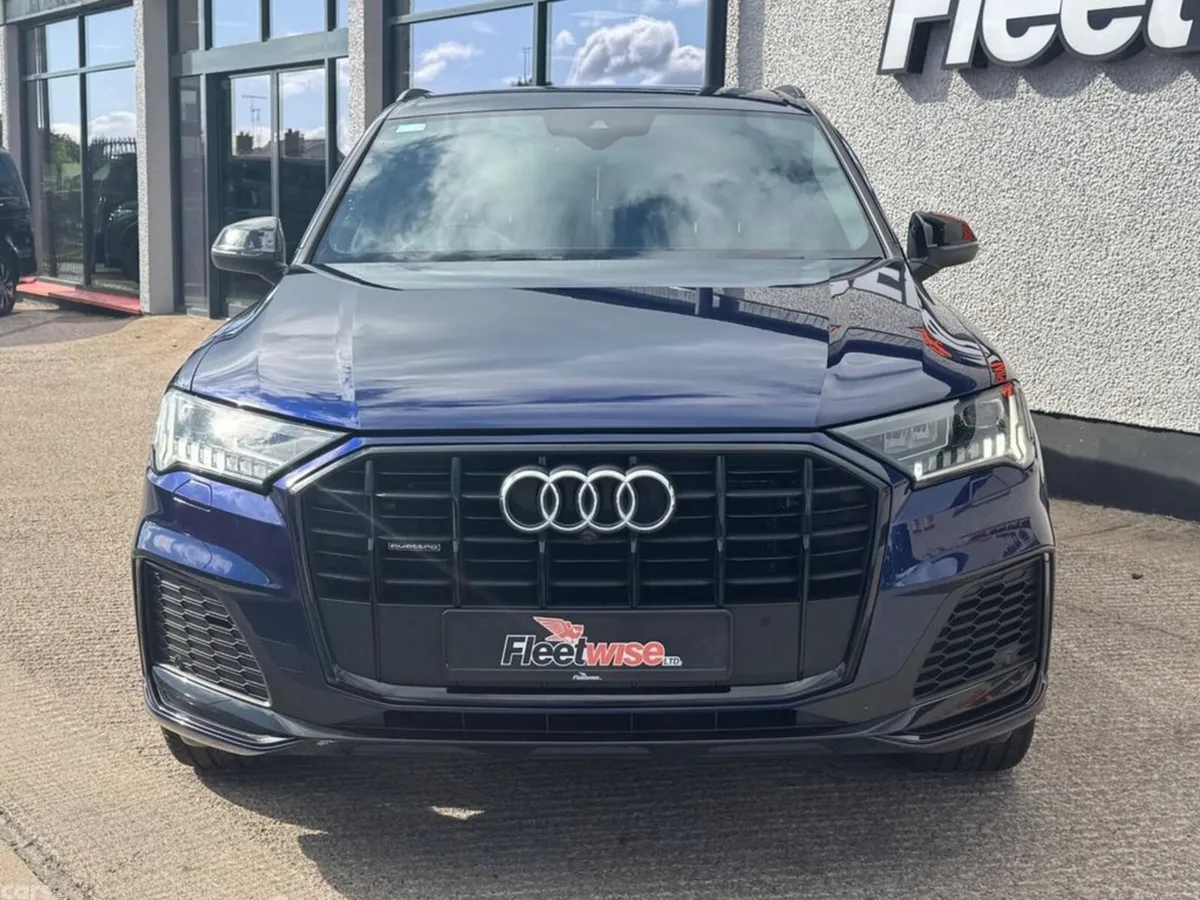 Audi Q7 SUV, Diesel Hybrid, 2019, Blue