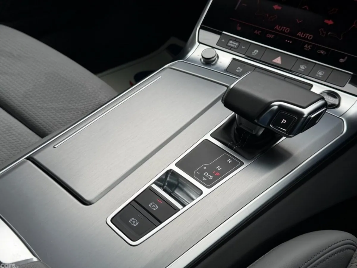 Audi A6 Estate, Diesel Hybrid, 2022, Silver