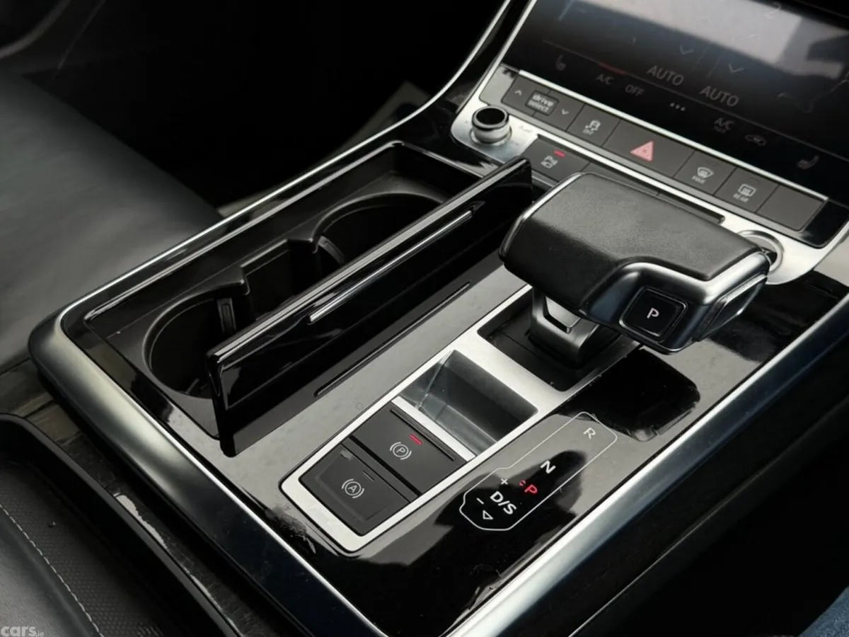 Audi Q7 SUV, Diesel Hybrid, 2023, Black