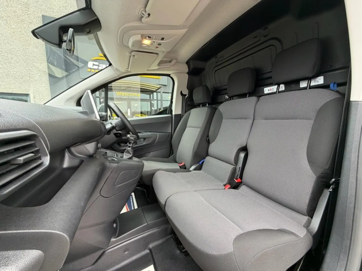 Citroen Berlingo MPV, Diesel, 2023, Black