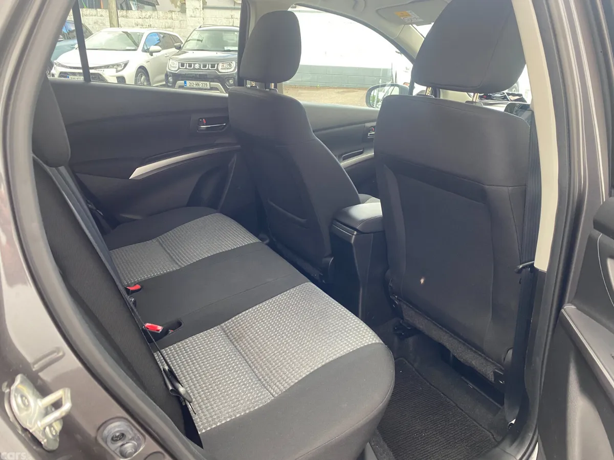 Suzuki SX4 Hatchback, Petrol, 2023, Grey