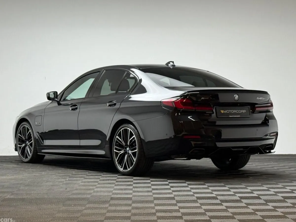 BMW 5-Series Saloon, Petrol Plug-in Hybrid, 2022, Black
