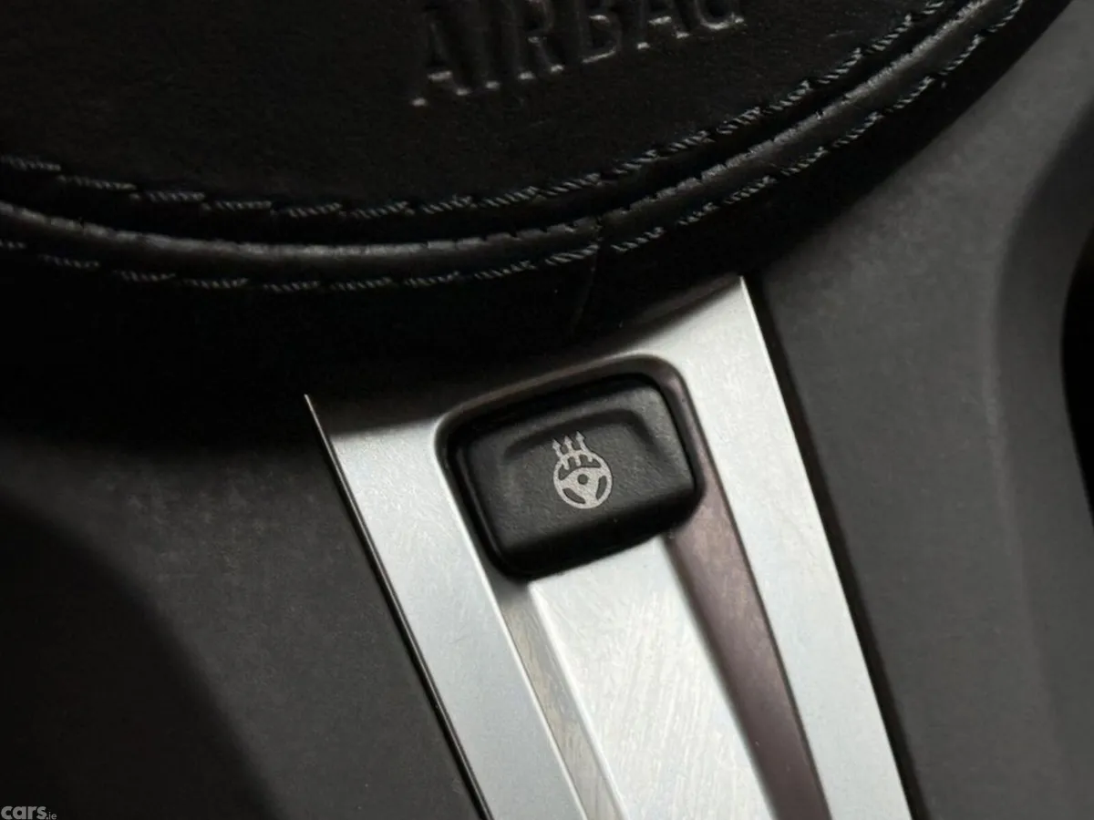 BMW 5-Series Saloon, Petrol Plug-in Hybrid, 2022, Black