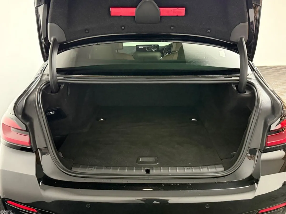 BMW 5-Series Saloon, Petrol Plug-in Hybrid, 2022, Black