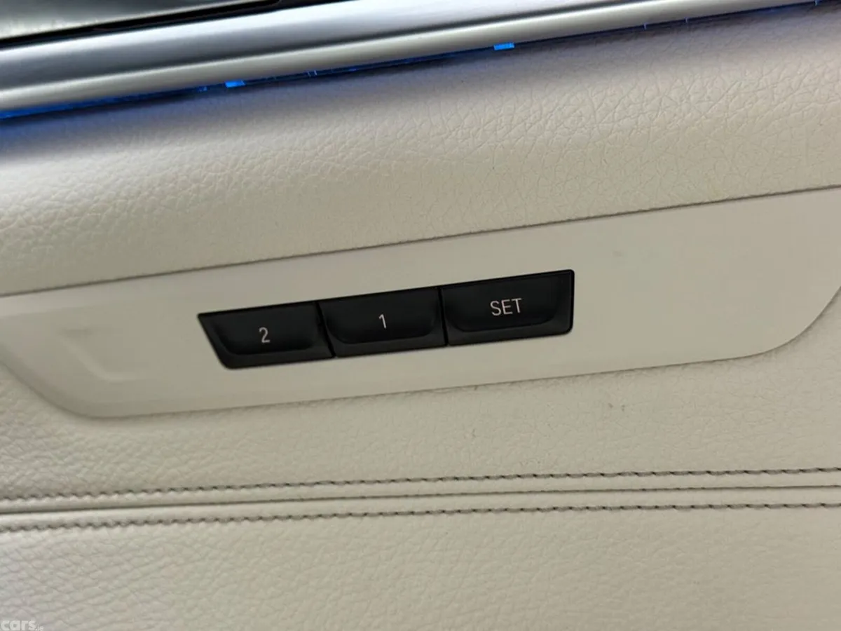 BMW 5-Series Saloon, Petrol Plug-in Hybrid, 2022, Black