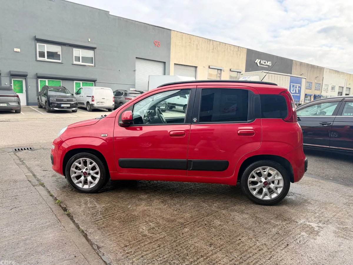 Fiat Panda Hatchback, Petrol, 2017, Red