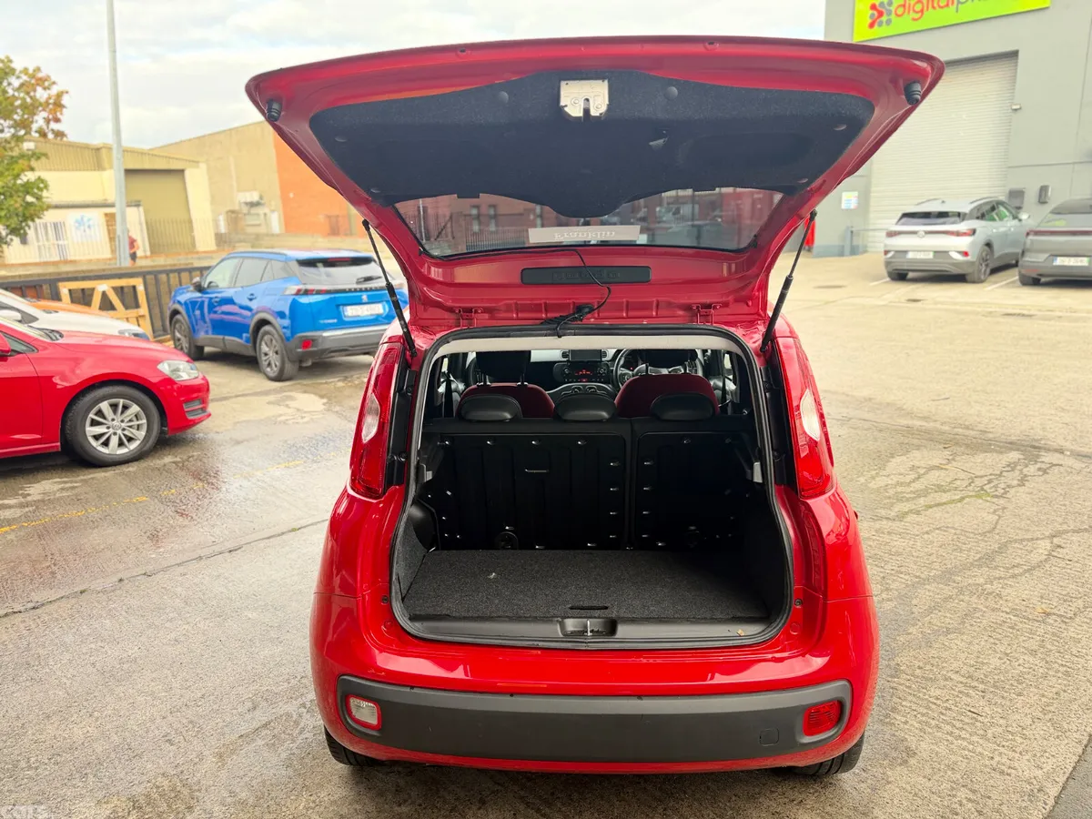 Fiat Panda Hatchback, Petrol, 2017, Red