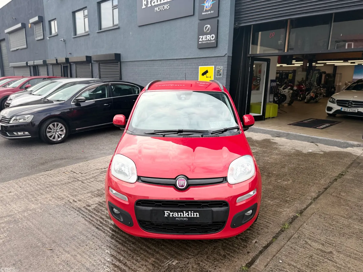 Fiat Panda Hatchback, Petrol, 2017, Red