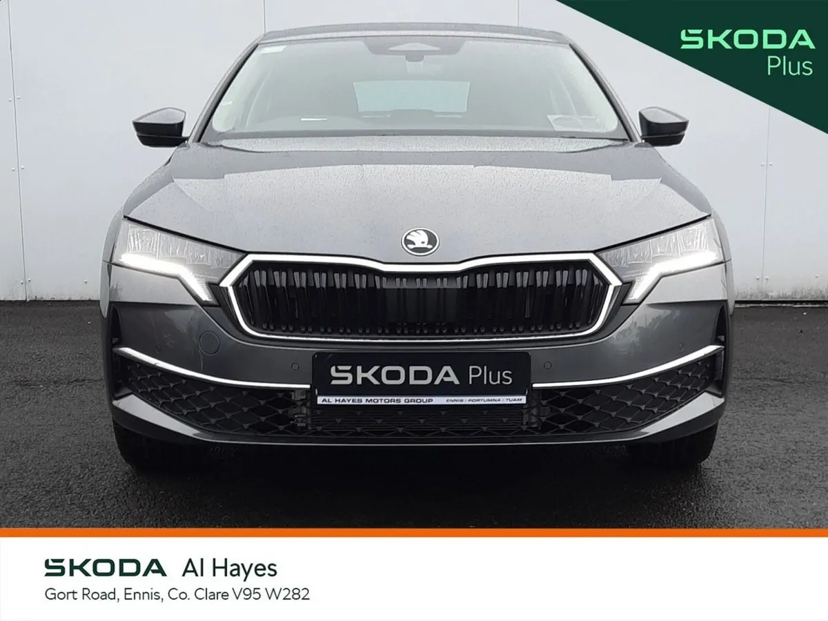 Skoda Octavia Saloon, Diesel, 2026, Grey
