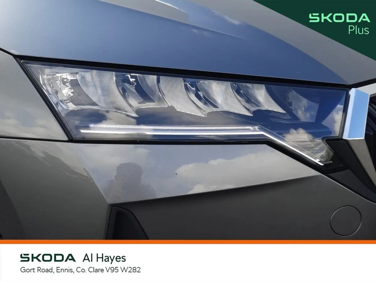 Skoda Octavia Saloon, Diesel, 2025, Grey