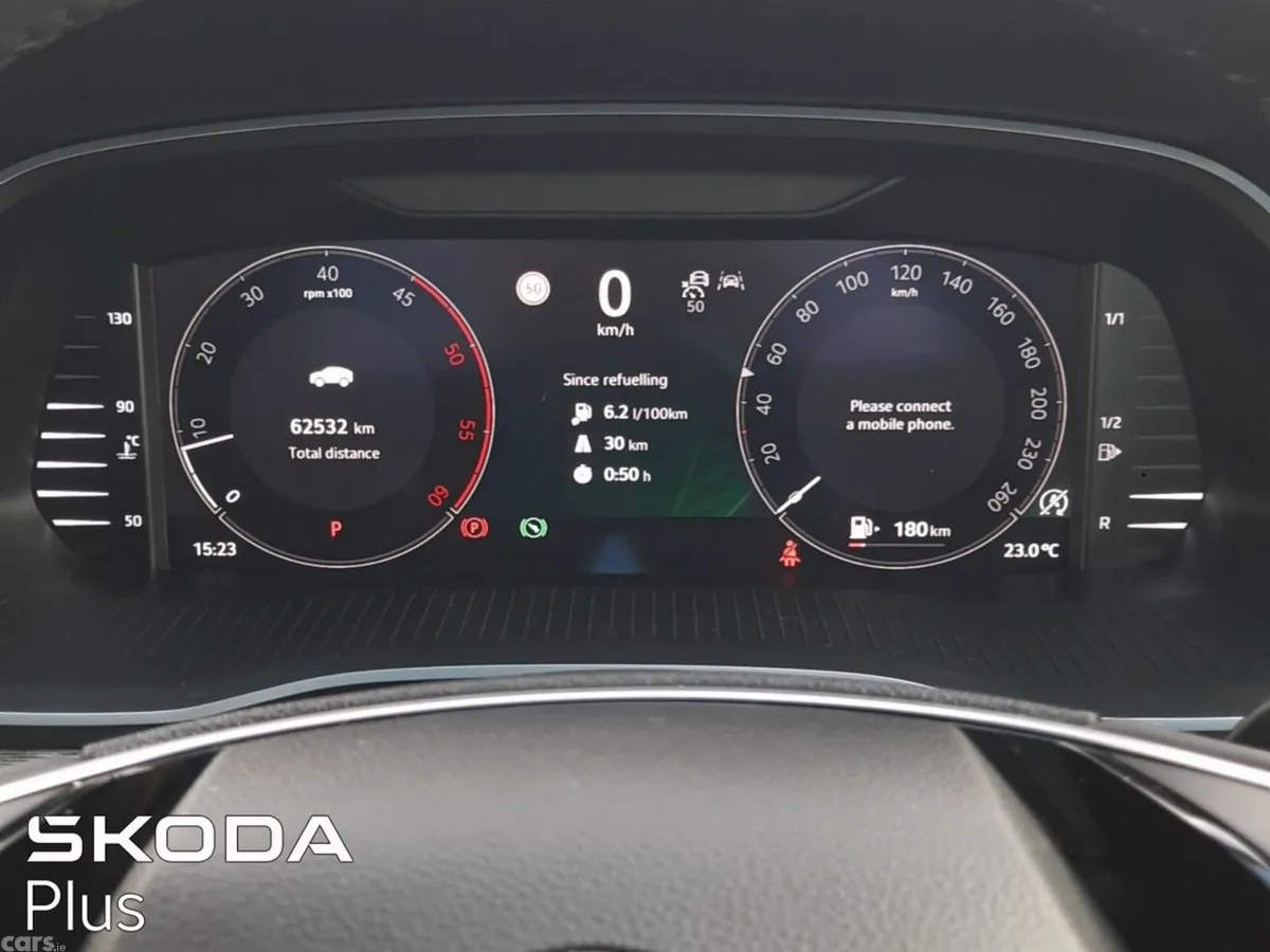 Skoda Octavia Saloon, Diesel, 2025, Grey