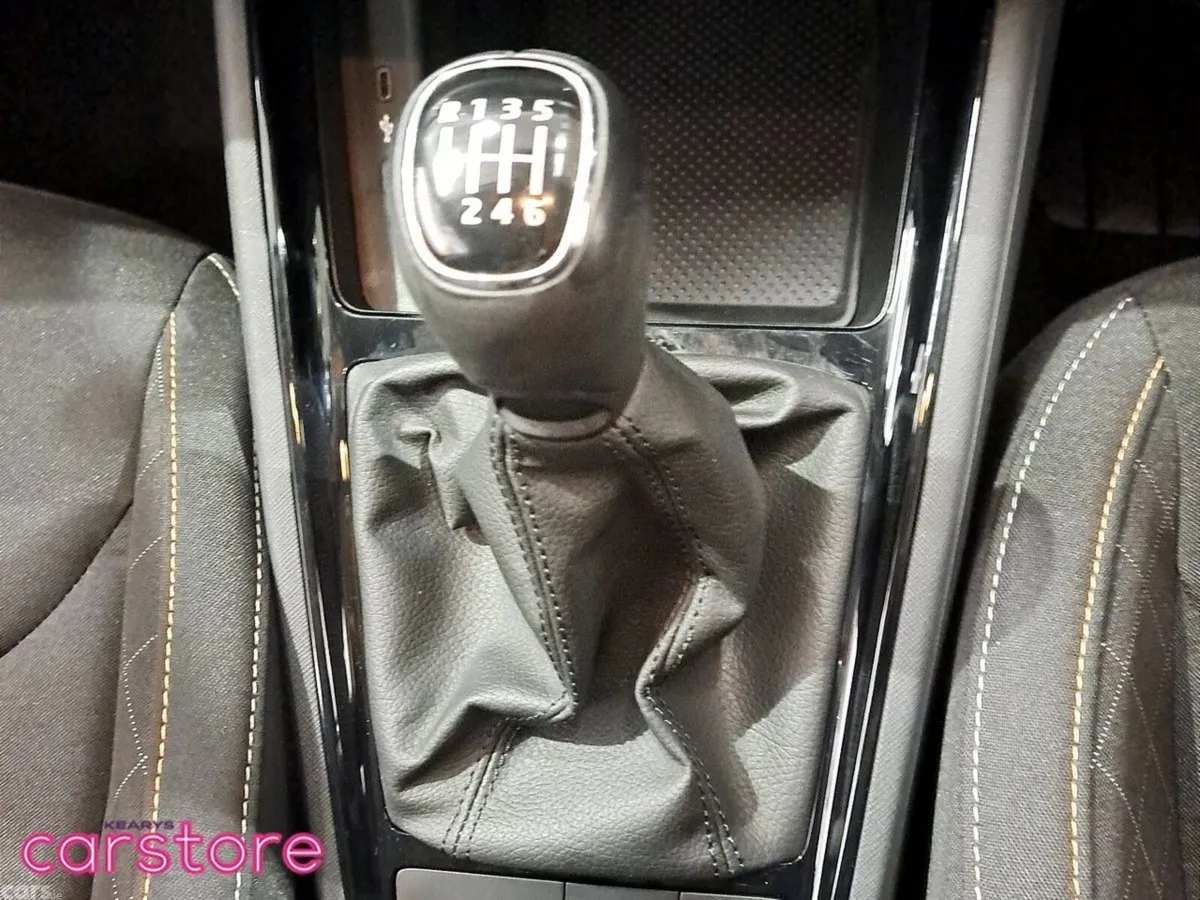 Skoda Kamiq Hatchback, Petrol, 2021, Blue