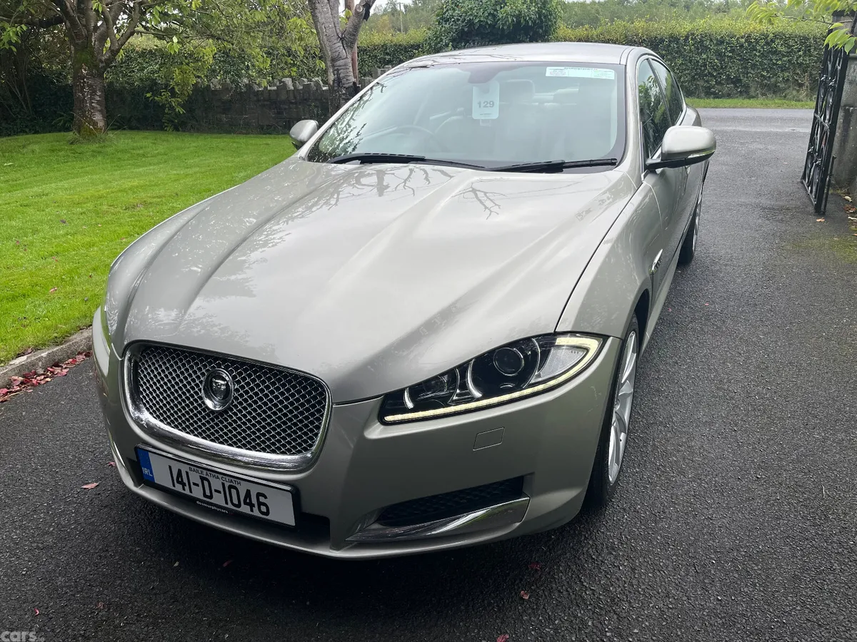Jaguar XF Saloon, Diesel, 2014, Gold