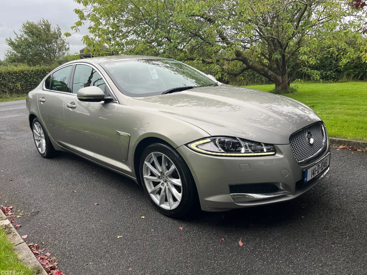 Jaguar XF Saloon, Diesel, 2014, Gold