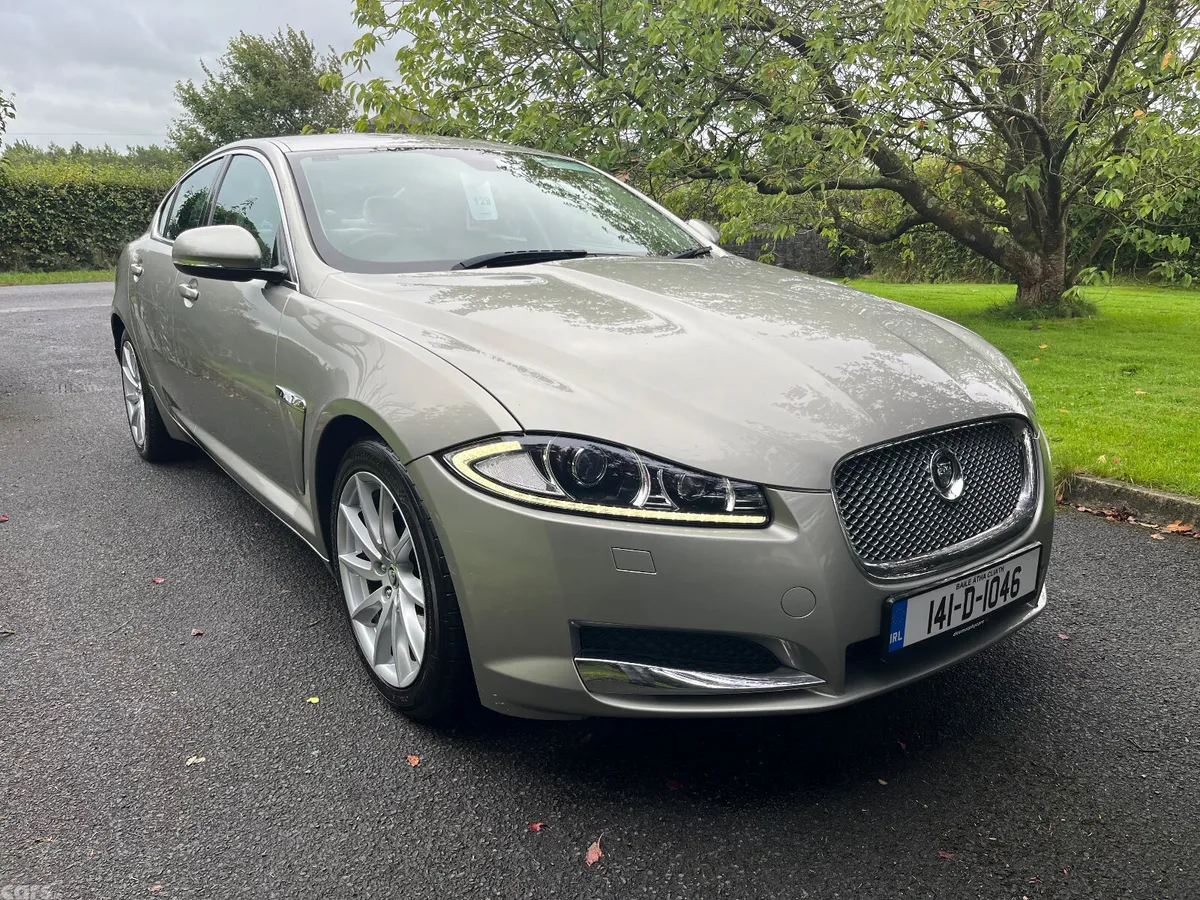 Jaguar XF Saloon, Diesel, 2014, Gold
