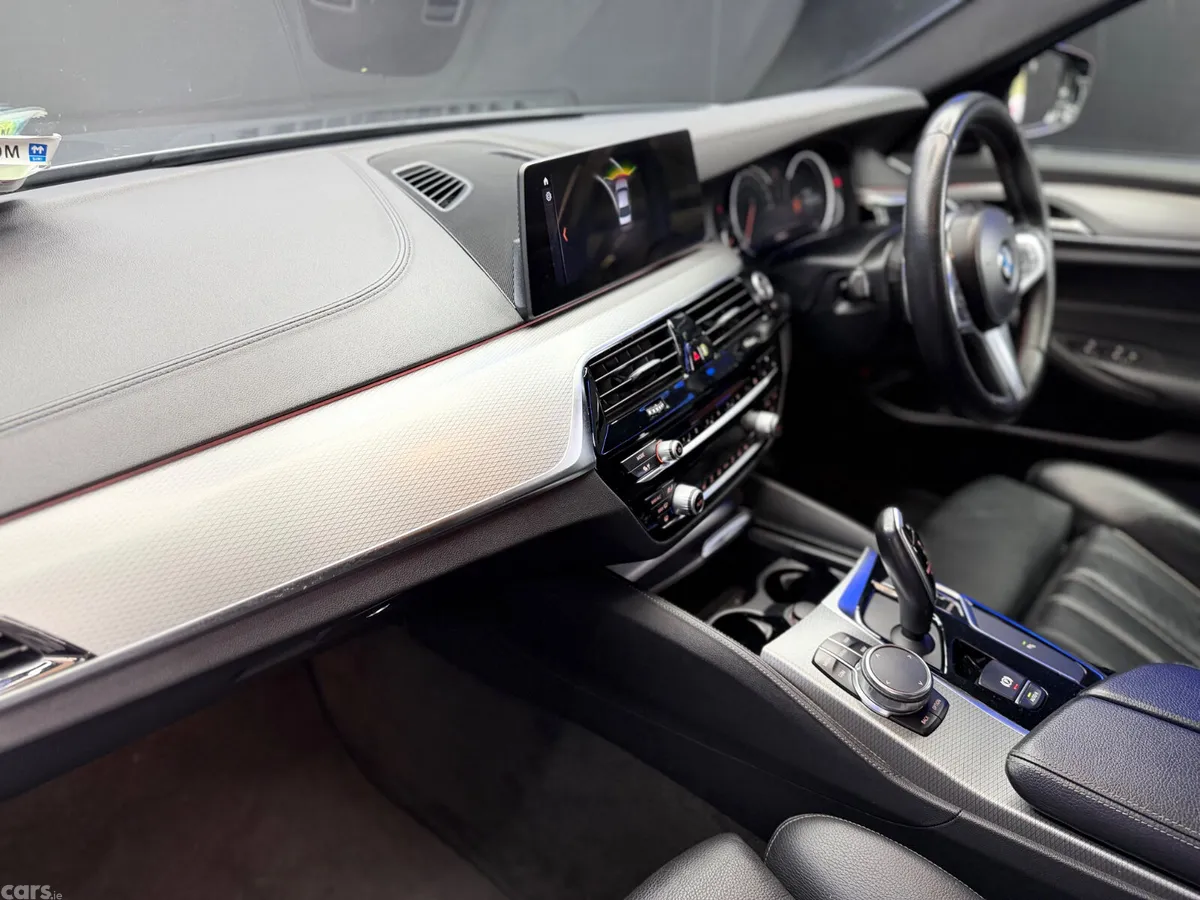 BMW 5-Series Saloon, Diesel, 2018, Blue