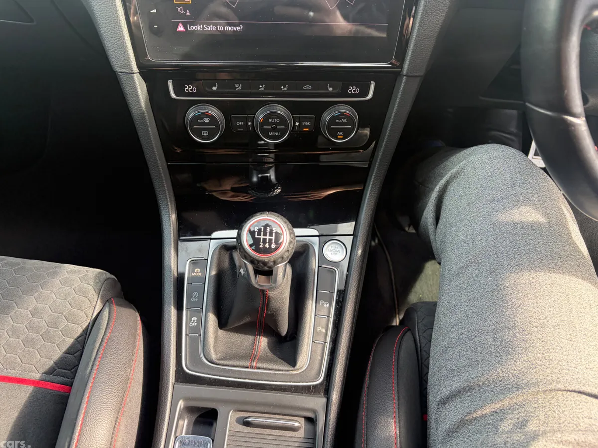 Volkswagen Golf Hatchback, Petrol, 2018, Grey