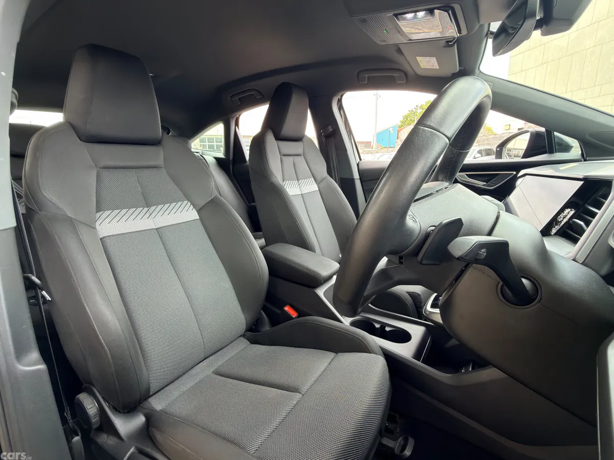 Audi e-tron Hatchback, Electric, 2023, Black