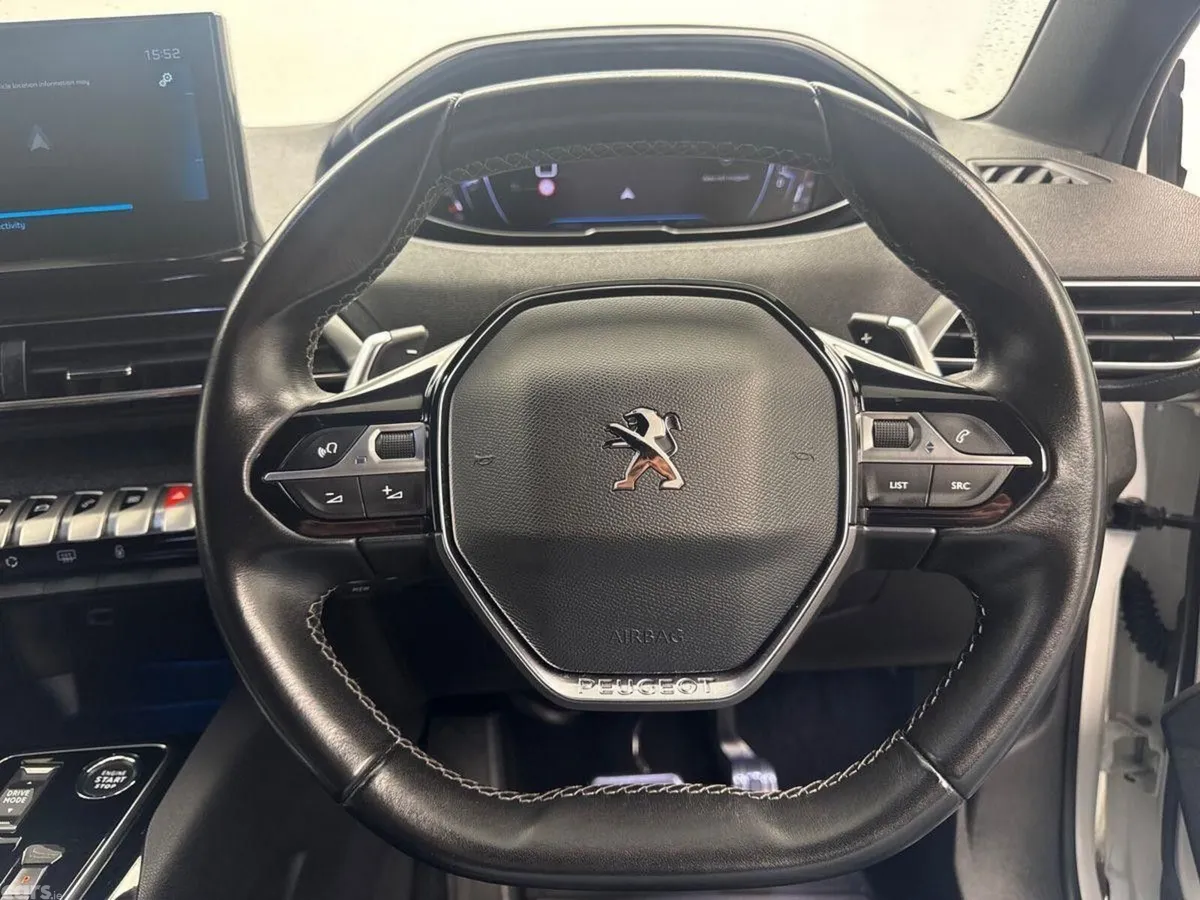 Peugeot 3008 MPV, Diesel, 2023, White