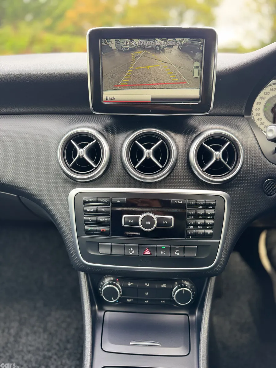 Mercedes-Benz A-Class Hatchback, Petrol, 2014, White