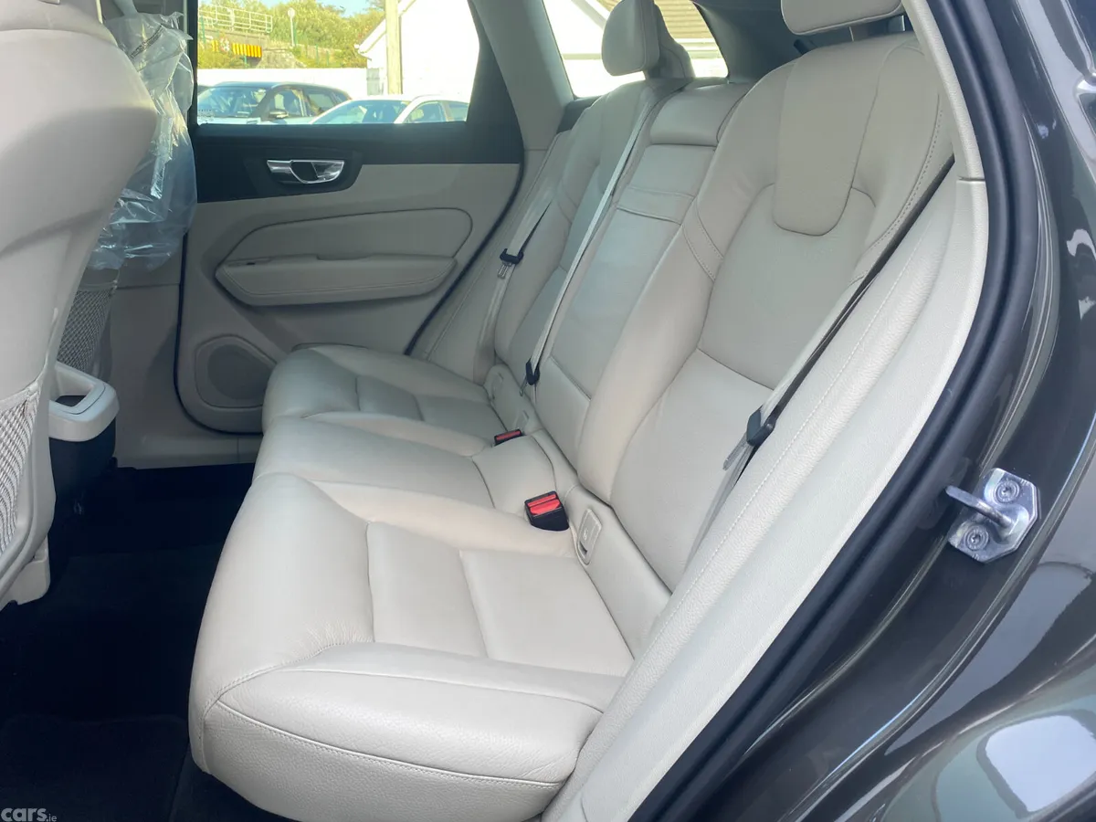 Volvo XC60 SUV, Diesel, 2018, Grey