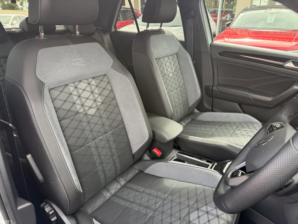 Volkswagen T-Roc SUV, Diesel, 2023, White