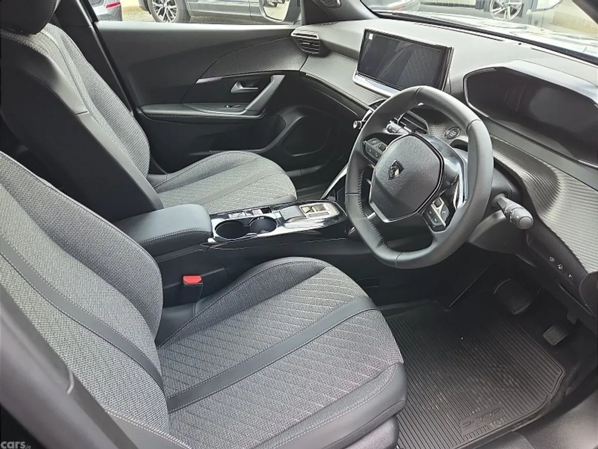 Peugeot 2008 SUV, Petrol Hybrid, 2026, Black