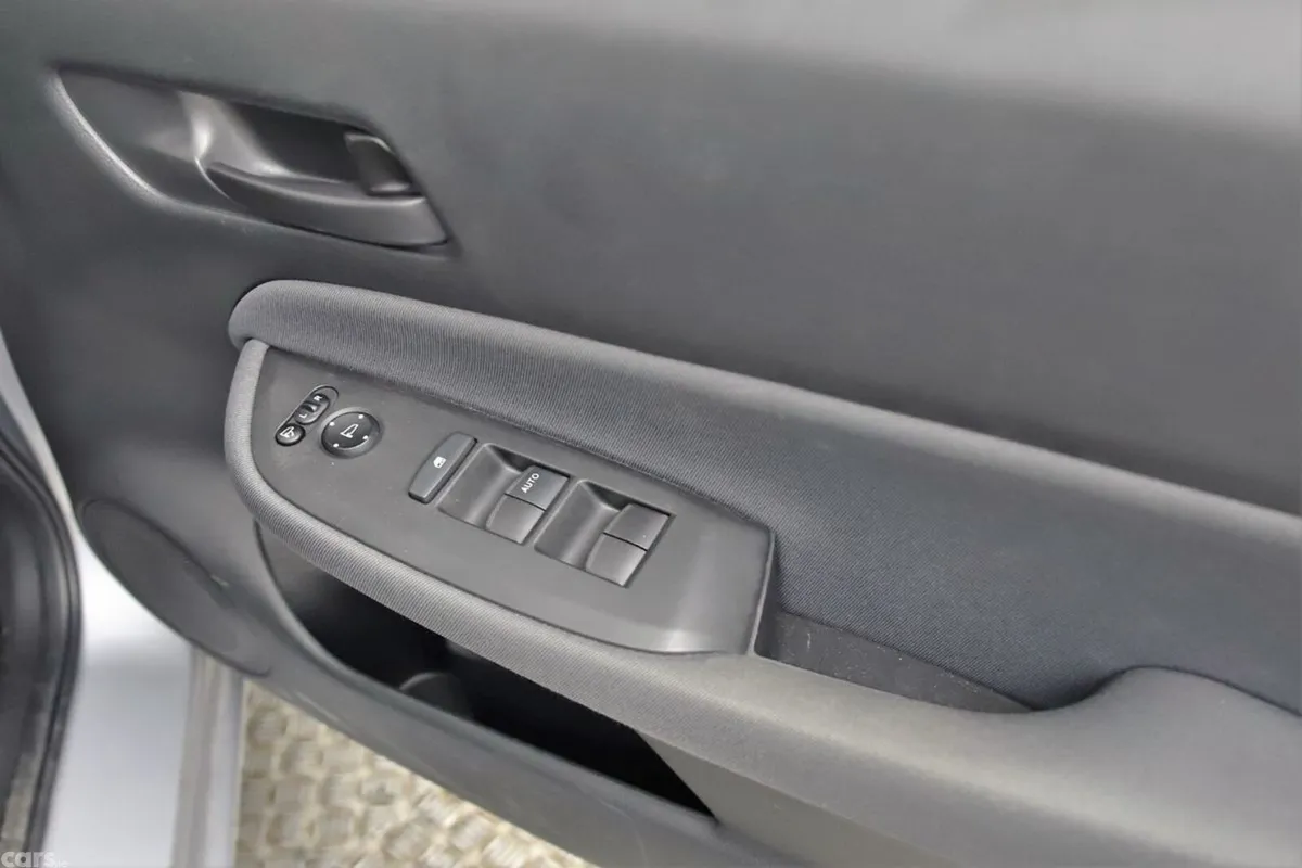 Honda Fit Hatchback, Petrol Hybrid, 2023, Silver