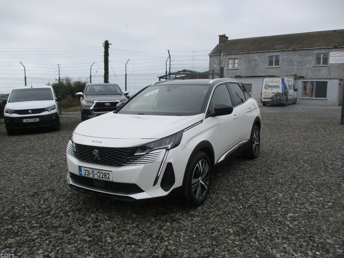 Peugeot 3008 MPV, Diesel, 2023, White